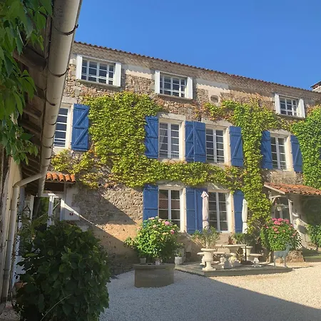 Gite De Groupe Le Domaine De Maumont Milhac-de-Nontron